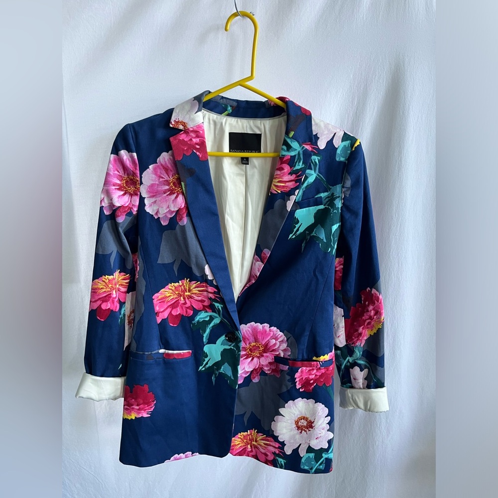 Banana Republic women’s floral blazer dress jacket